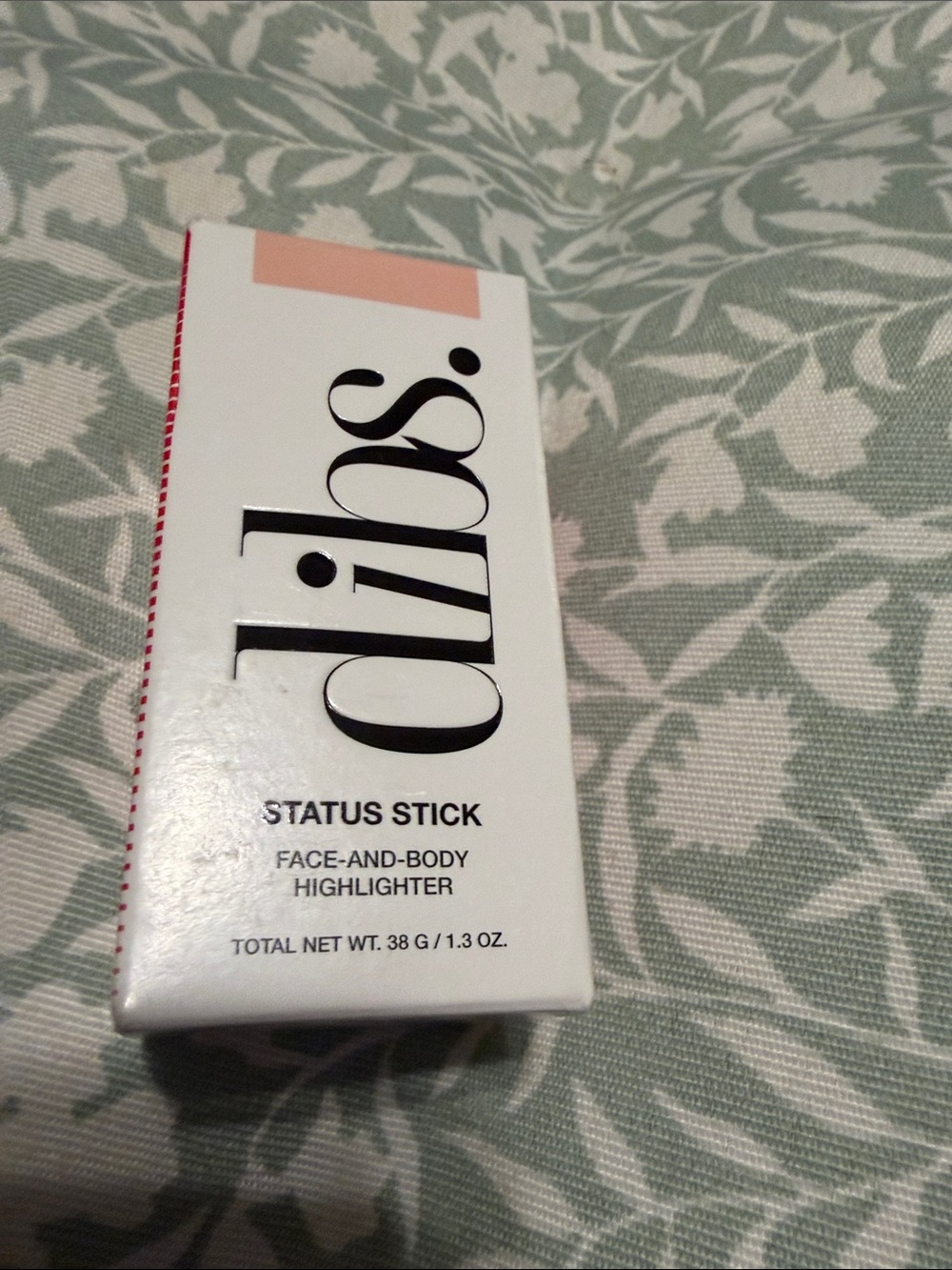 DIBS Status Stick Face-and-Body Highlighter - Champagne Pink